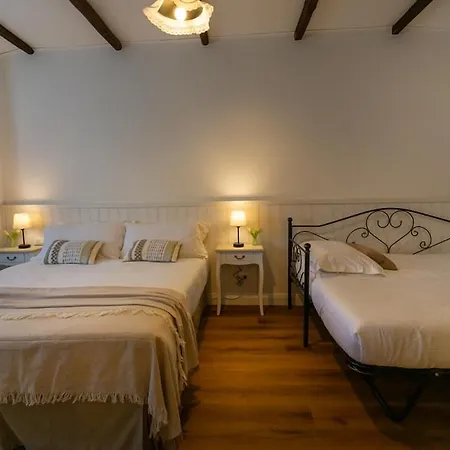 Konukevi Ca'bastian-guest House 3*